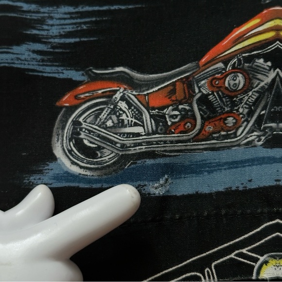 Paradise Found Shirt Mens Size 2XL Hawaiian Rayon Black Bike Motorcycle Print - Picture 8 of 8
